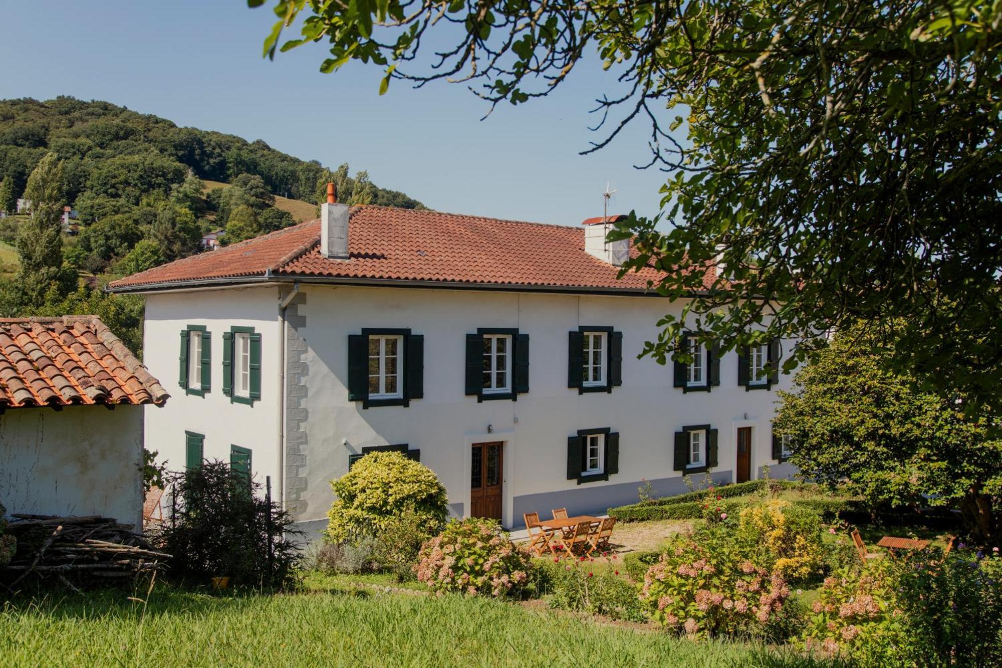 Maison Gamboia, Chambres D'Hotes Au Calme Avec Jardin Hasparren Zewnętrze zdjęcie